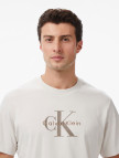 Calvin Klein Hero Monologo Erkek Beyaz T-Shirt Calvin Klein Hero Monologo Erkek Beyaz T-Shirt