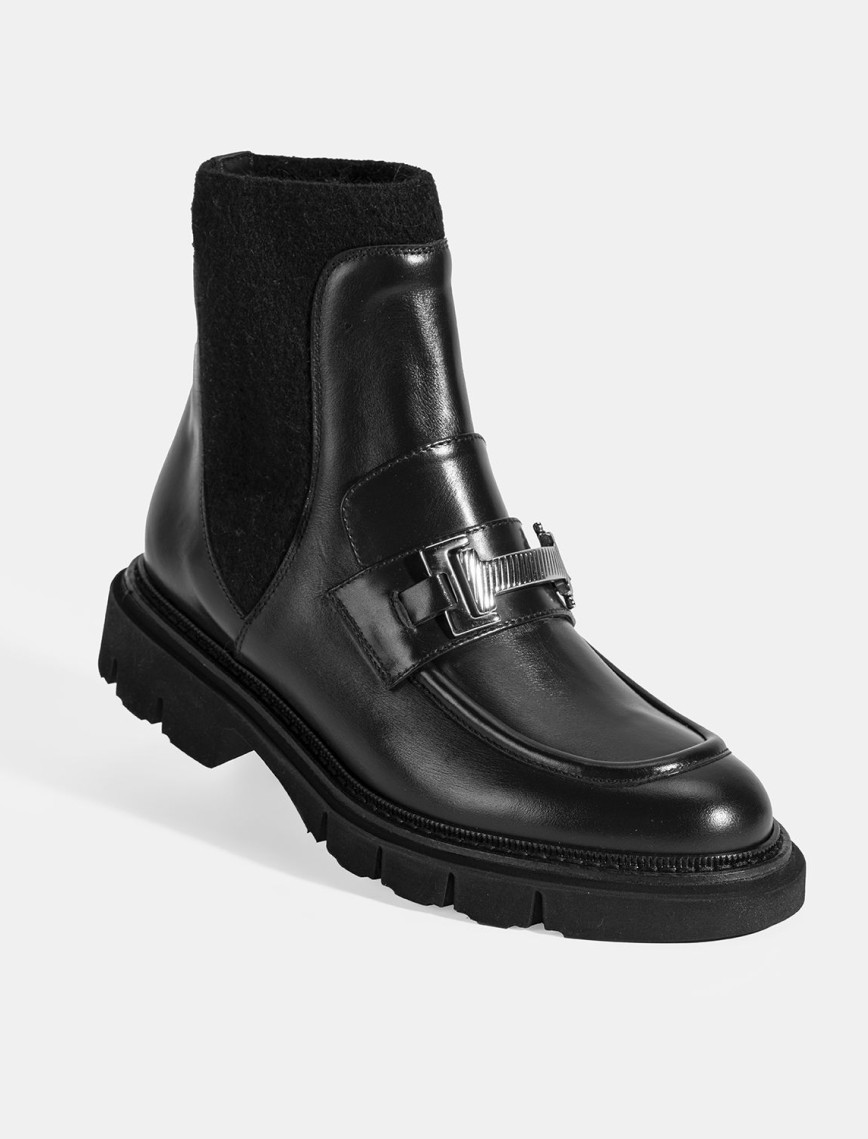 Luca Grossi Kadın Siyah Toka Detaylı Deri Chelsea Bot Luca Grossi Kadın Siyah Toka Detaylı Deri Chelsea Bot