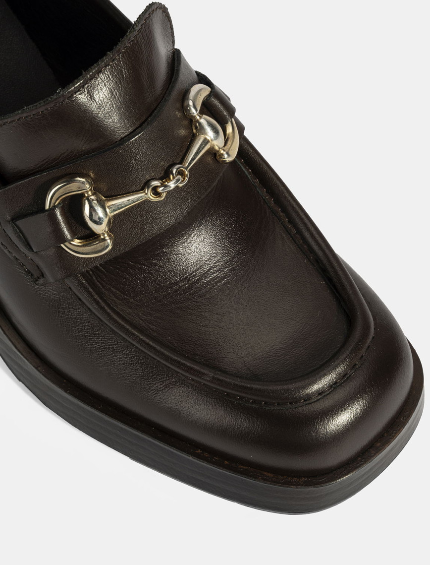 Kadın Kahve Metal Toka Detaylı Kalın Topuklu Loafer Kadın Kahve Metal Toka Detaylı Kalın Topuklu Loafer