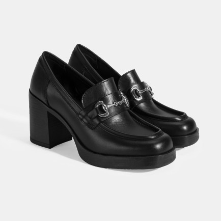 Kadın Siyah Metal Toka Detaylı Kalın Topuklu Loafer Kadın Siyah Metal Toka Detaylı Kalın Topuklu Loafer