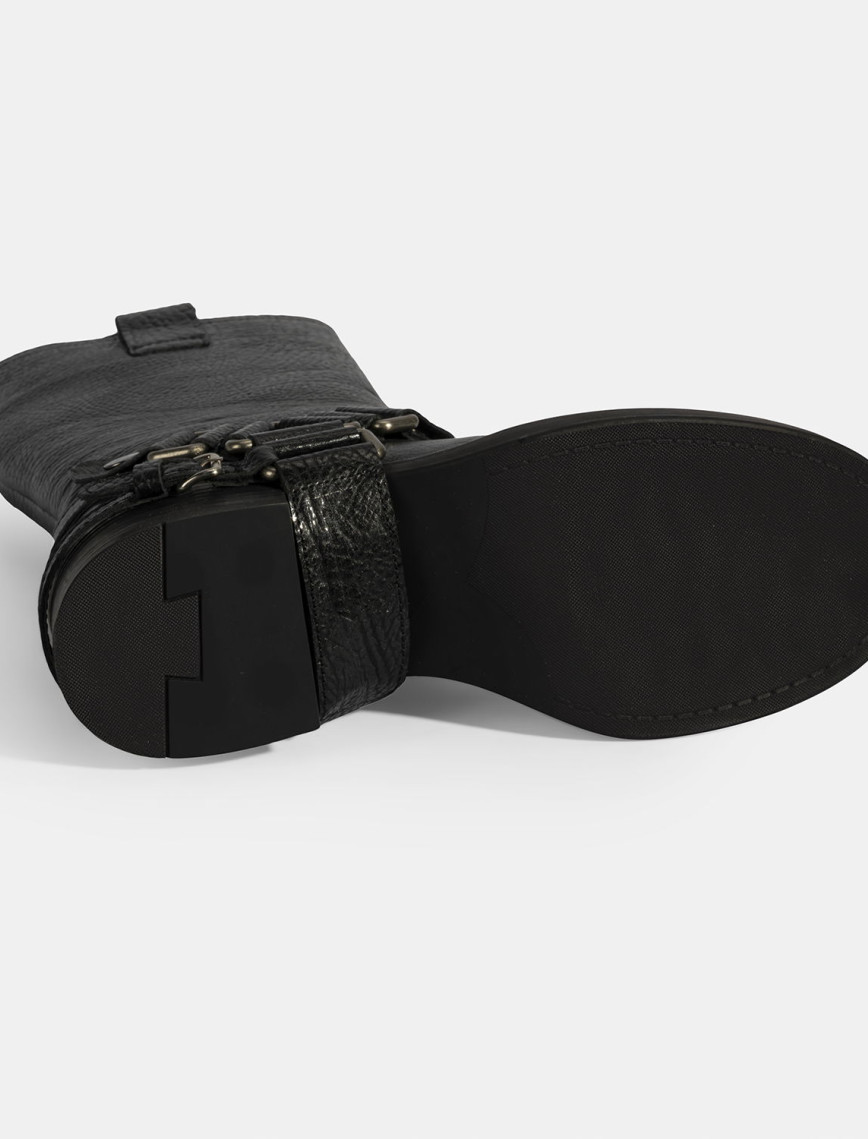 Kadın Siyah Metal Aksesuarlı Deri Biker Bot Kadın Siyah Metal Aksesuarlı Deri Biker Bot