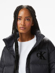 Calvin Klein Graphic Logo Puffer Kadın Siyah Ceket Calvin Klein Graphic Logo Puffer Kadın Siyah Ceket