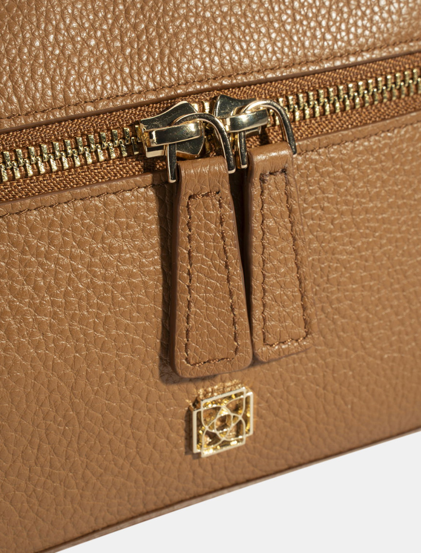 Kadın Taba Omuz Askılı Mini Deri El Çantası Kadın Taba Omuz Askılı Mini Deri El Çantası