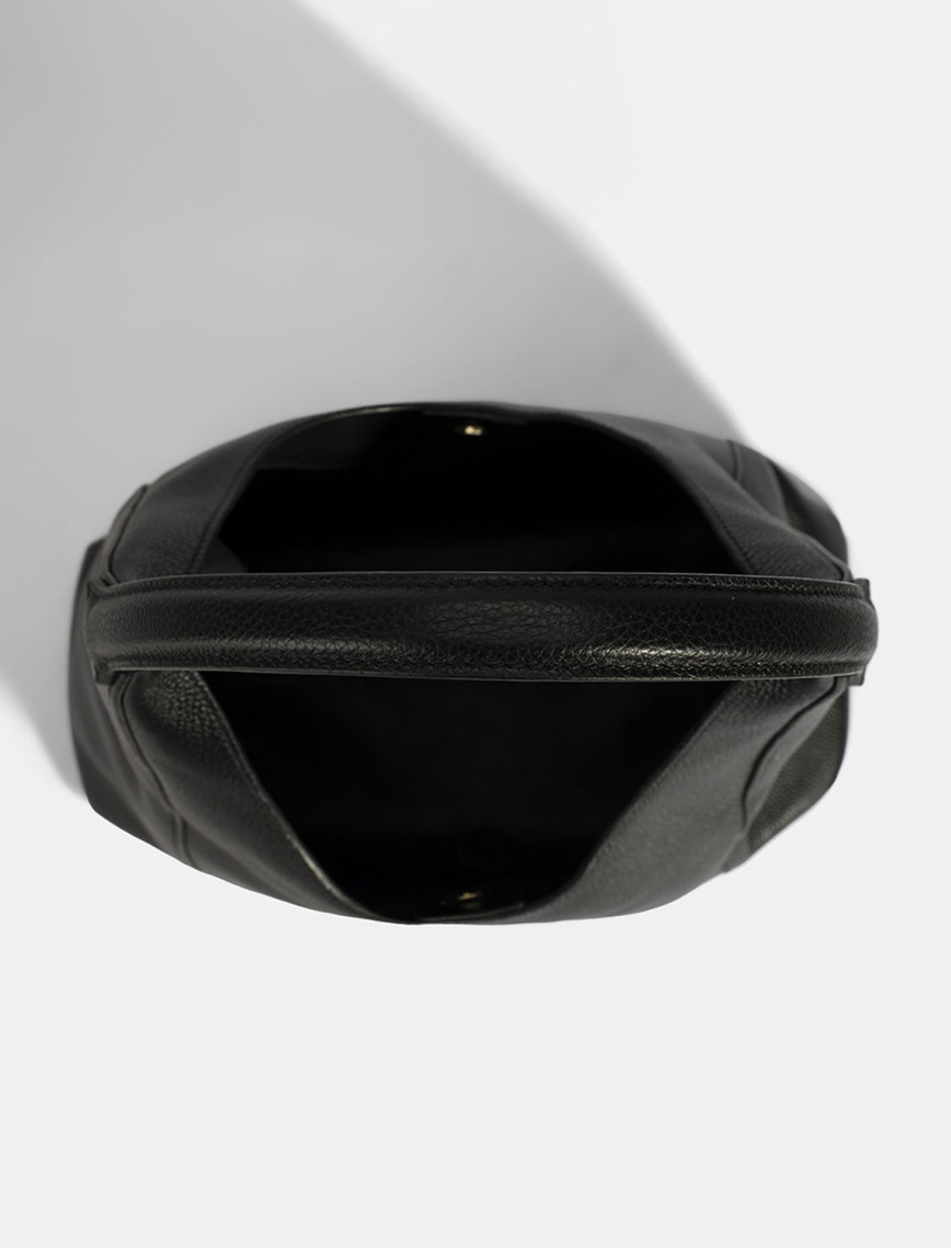 Kadın Siyah Deri Omuz Çantası Kadın Siyah Deri Omuz Çantası