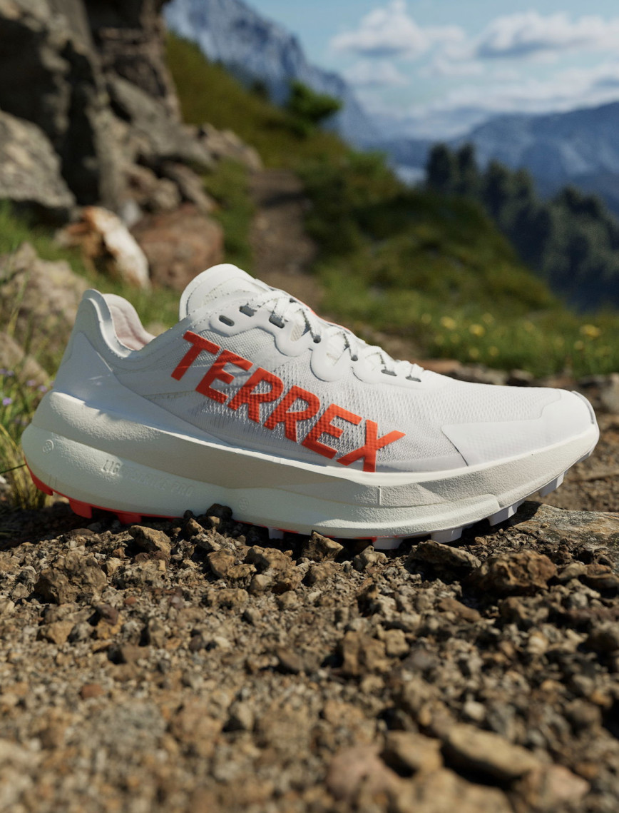 adidas Terrex Agravic Speed Arazi Kadın Beyaz Koşu Ayakkabısı adidas Terrex Agravic Speed Arazi Kadın Beyaz Koşu Ayakkabısı