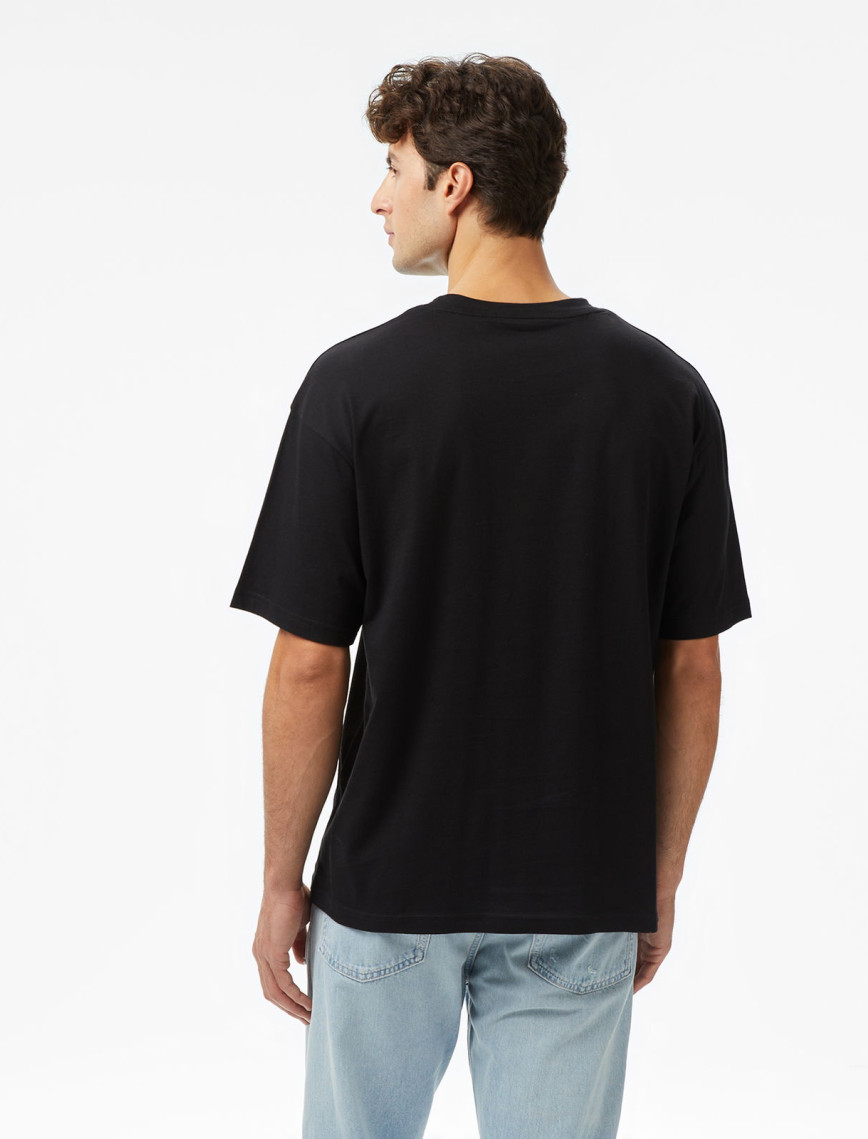 Tommy Hilfiger Logo Erkek Siyah T-Shirt Tommy Hilfiger Logo Erkek Siyah T-Shirt