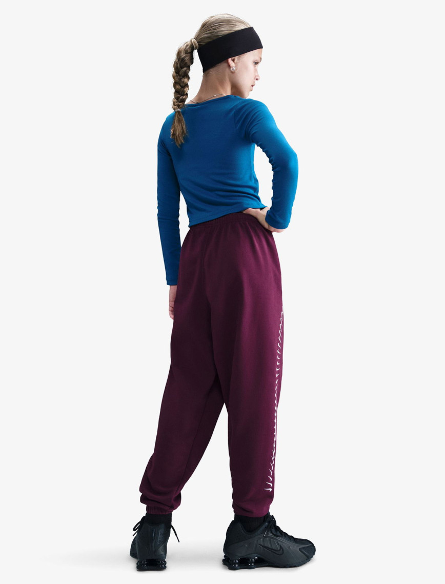 Nike Sportswear Dri-Fit Fleece Dance Çocuk Bordo Eşofman Altı Nike Sportswear Dri-Fit Fleece Dance Çocuk Bordo Eşofman Altı