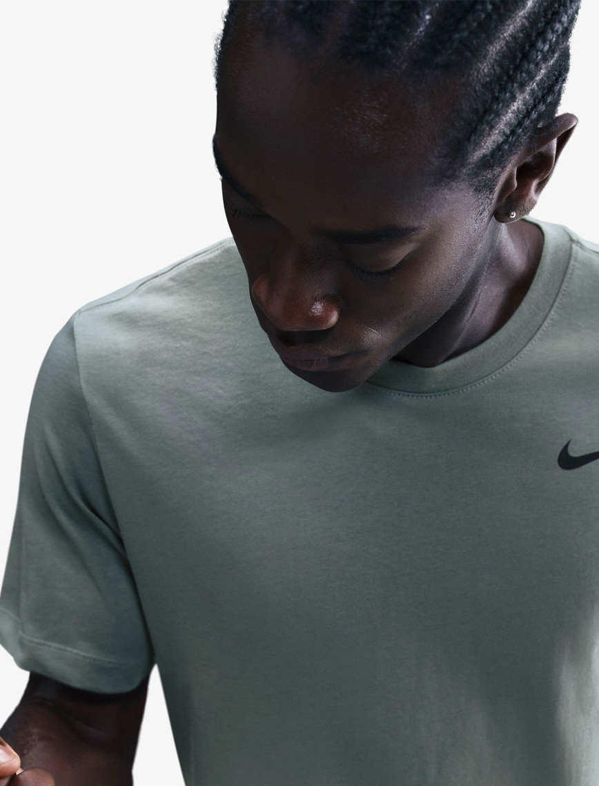 Nike Dri-Fit Crew Solid Erkek Yeşil T-Shirt Nike Dri-Fit Crew Solid Erkek Yeşil T-Shirt