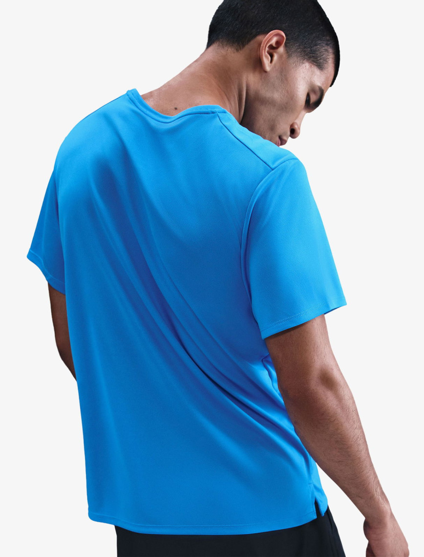 Nike Dri-Fit Miler Erkek Mavi T-Shirt Nike Dri-Fit Miler Erkek Mavi T-Shirt