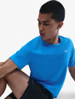 Nike Dri-Fit Miler Erkek Mavi T-Shirt Nike Dri-Fit Miler Erkek Mavi T-Shirt
