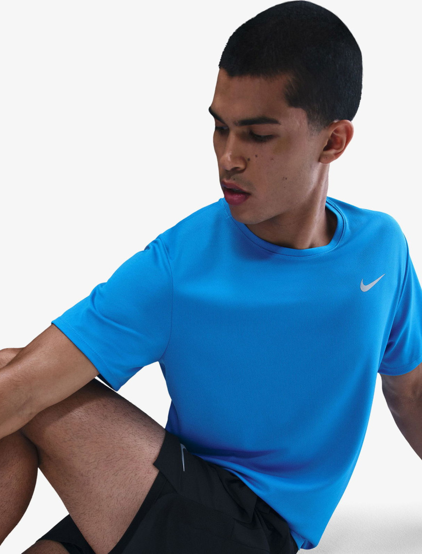 Nike Dri-Fit Miler Erkek Mavi T-Shirt Nike Dri-Fit Miler Erkek Mavi T-Shirt