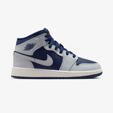 Jordan Air 1 Mid Genç Çocuk Mavi Spor Ayakkabı Jordan Air 1 Mid Genç Çocuk Mavi Spor Ayakkabı