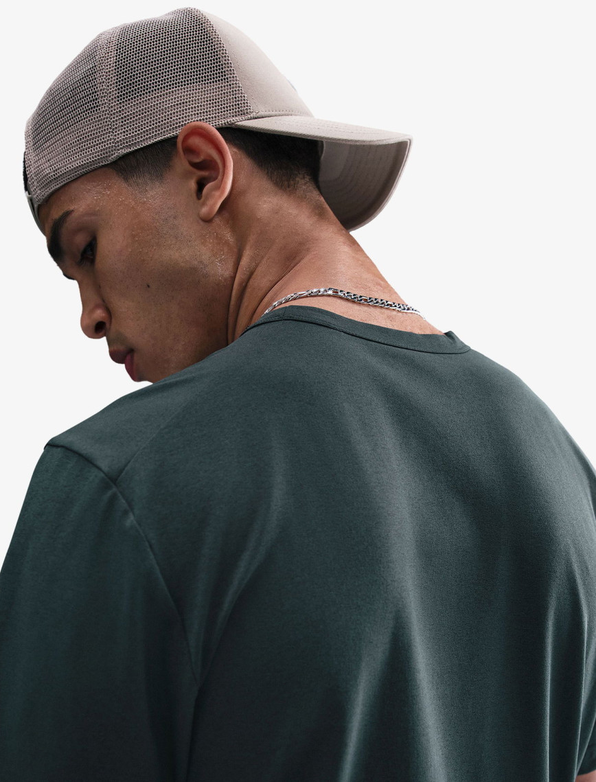 Nike Dri-Fit Hyverse Erkek Yeşil T-Shirt Nike Dri-Fit Hyverse Erkek Yeşil T-Shirt