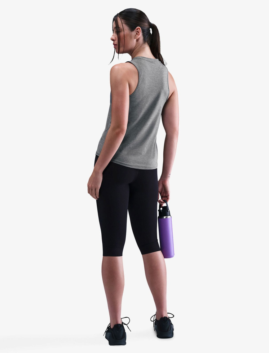 Nike One Classic Dri-Fit Kadın Gri Kolsuz T-Shirt Nike One Classic Dri-Fit Kadın Gri Kolsuz T-Shirt