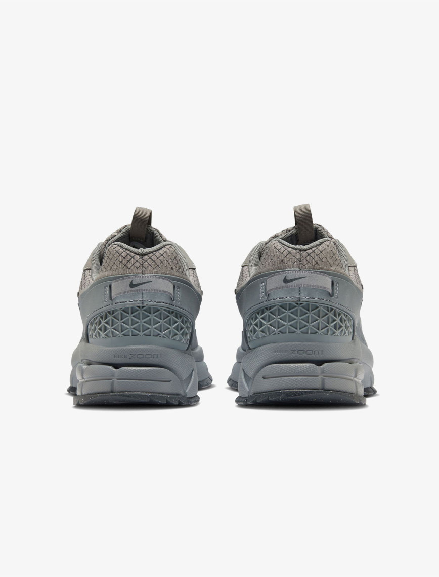 Nike Zoom Vomero Roam Erkek Gri Spor Ayakkabı Nike Zoom Vomero Roam Erkek Gri Spor Ayakkabı
