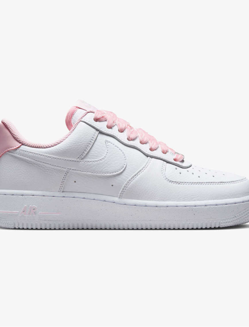 Nike Air Force 1 '07 Vintage Kadın Beyaz Spor Ayakkabı Nike Air Force 1 '07 Vintage Kadın Beyaz Spor Ayakkabı