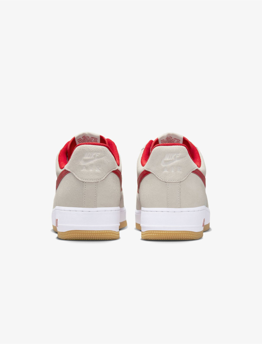 Nike Air Force 1 '07 LV8 Erkek Beyaz Spor Ayakkabı Nike Air Force 1 '07 LV8 Erkek Beyaz Spor Ayakkabı