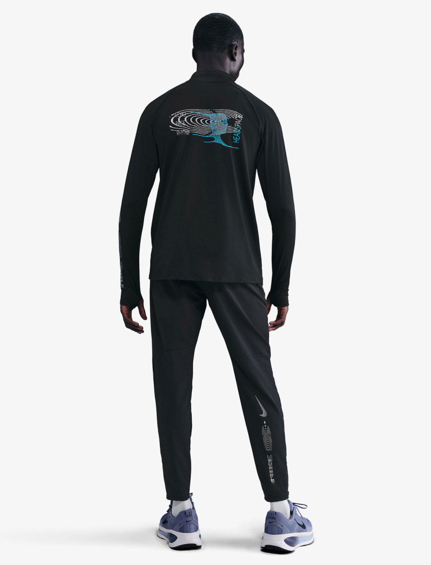 Nike Dri-Fit Stride Energy Erkek Siyah Uzun Kollu T-Shirt Nike Dri-Fit Stride Energy Erkek Siyah Uzun Kollu T-Shirt