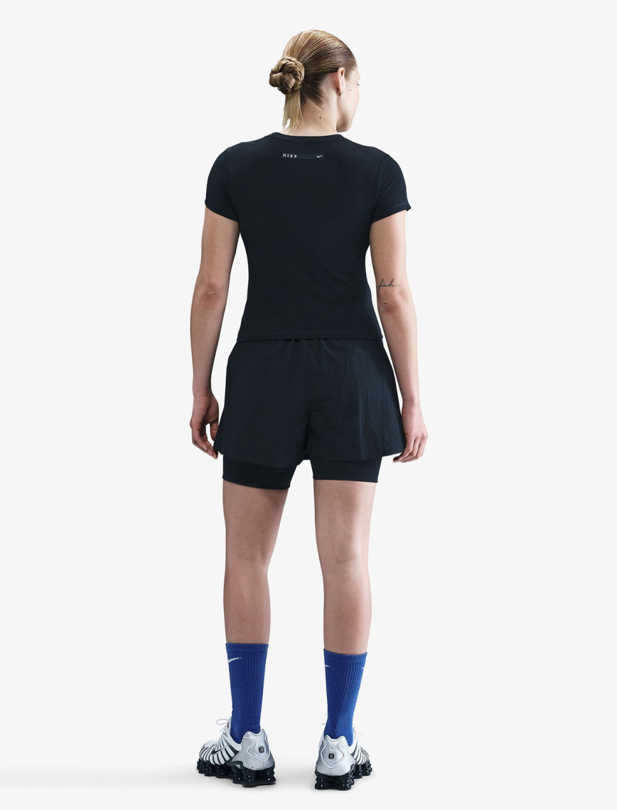 Nike Sportswear Crop Kadın Siyah T-Shirt Nike Sportswear Crop Kadın Siyah T-Shirt