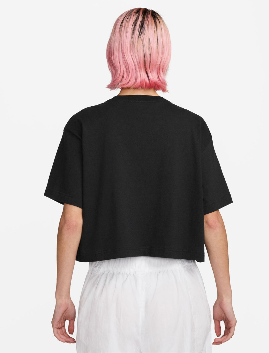 Nike Sportswear Club Kadın Siyah T-Shirt Nike Sportswear Club Kadın Siyah T-Shirt