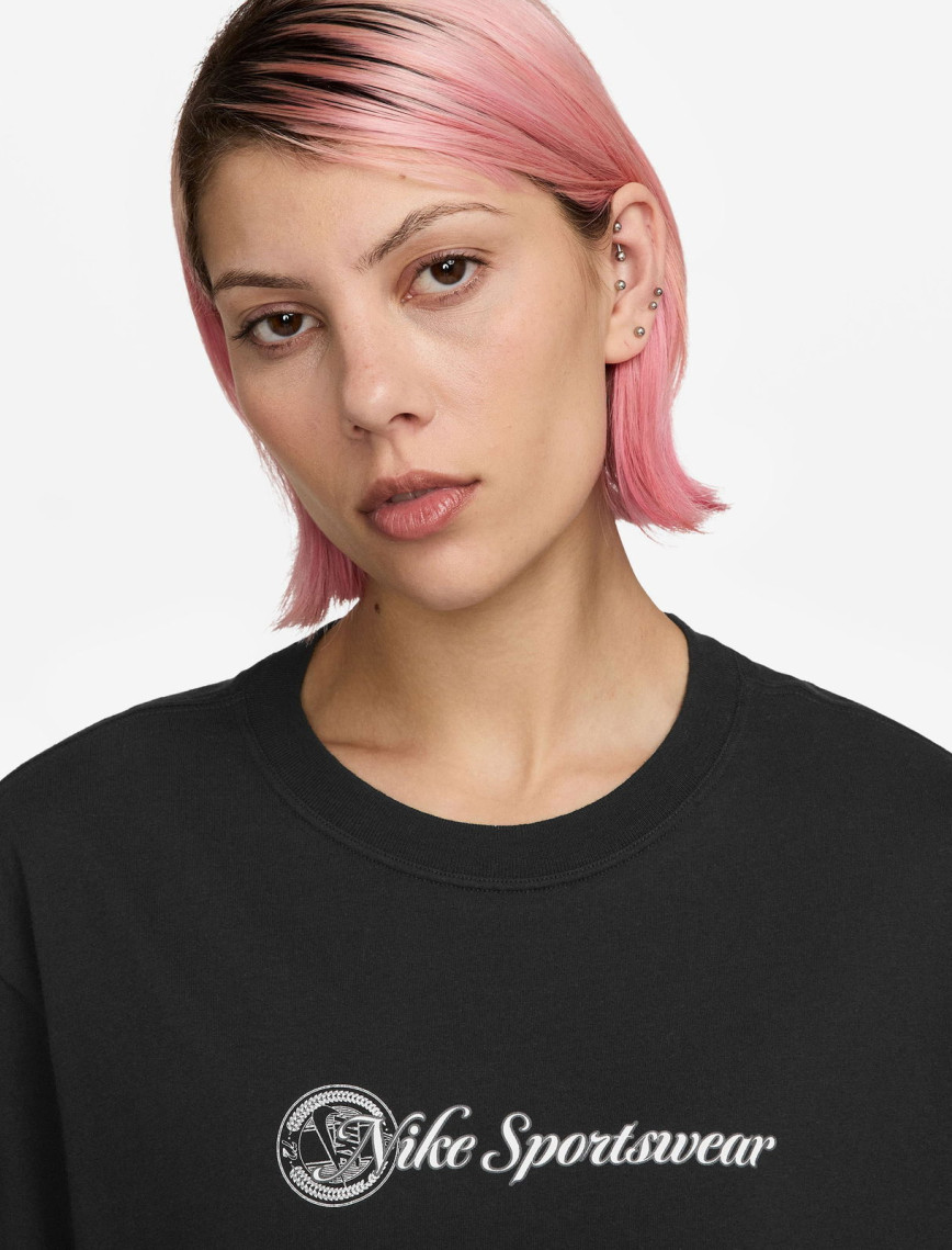 Nike Sportswear Club Kadın Siyah T-Shirt Nike Sportswear Club Kadın Siyah T-Shirt