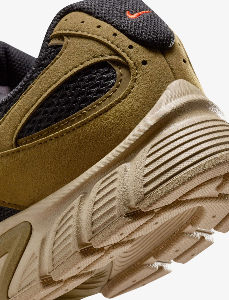 Nike V5 RNR Erkek Siyah Spor Ayakkabı Nike V5 RNR Erkek Siyah Spor Ayakkabı