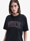 Nike Sportswear Classics Kadın Siyah T-Shirt Nike Sportswear Classics Kadın Siyah T-Shirt