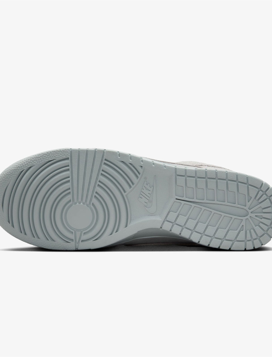 Nike Dunk Low Retro SE Erkek Gri Spor Ayakkabı Nike Dunk Low Retro SE Erkek Gri Spor Ayakkabı