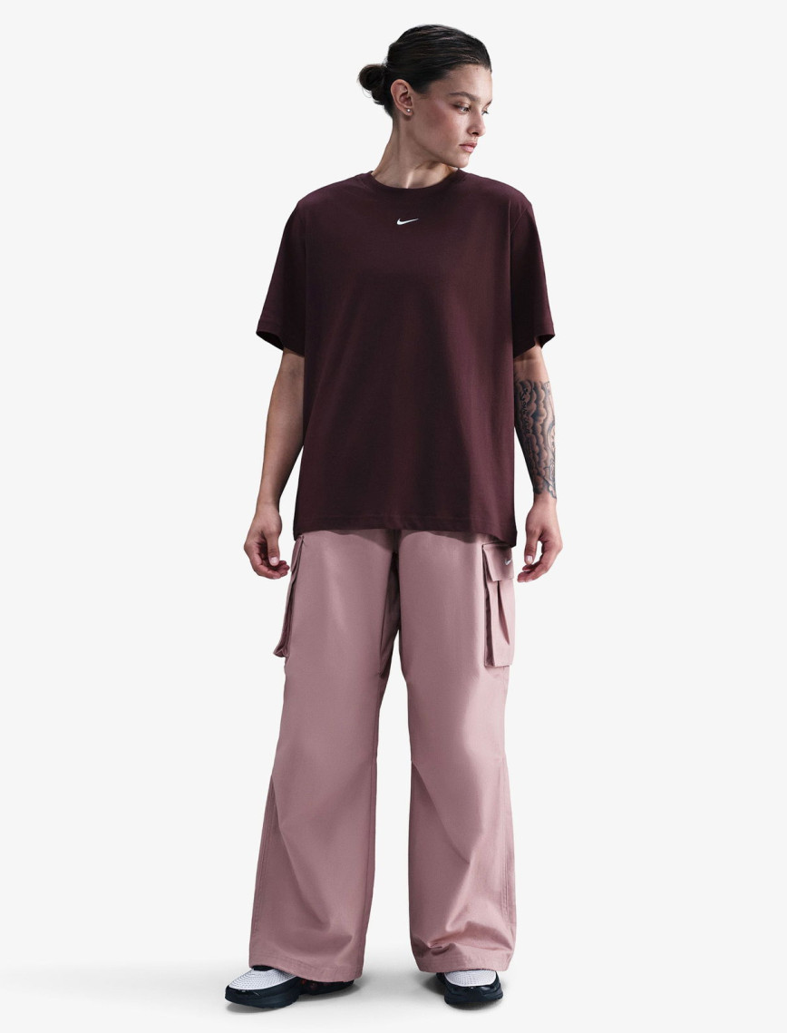 Nike Sportswear Essential Kadın Bordo T-Shirt Nike Sportswear Essential Kadın Bordo T-Shirt