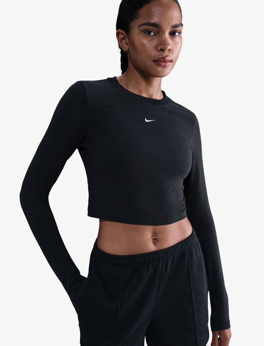 Nike Sportswear Chill Knit Kadın Siyah T-Shirt Nike Sportswear Chill Knit Kadın Siyah T-Shirt
