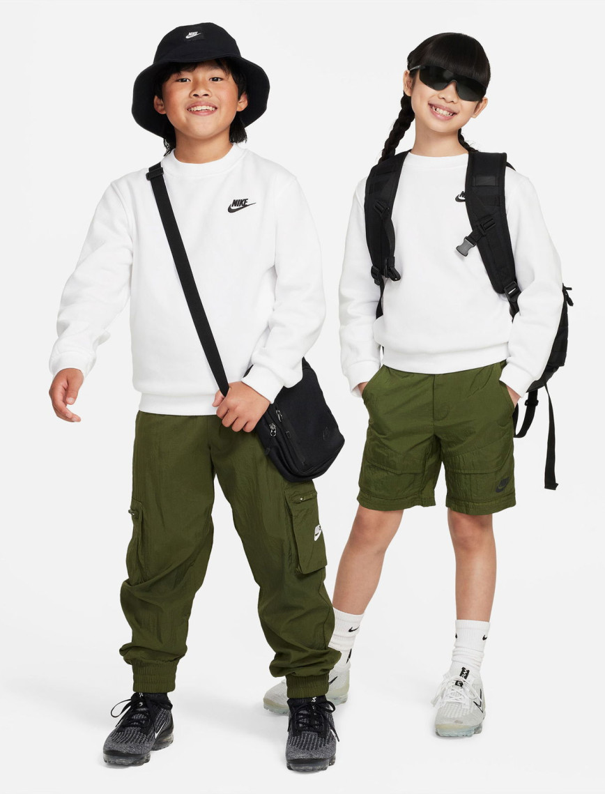 Nike Sportswear Club Fleece Crew Çocuk Beyaz Sweatshirt Nike Sportswear Club Fleece Crew Çocuk Beyaz Sweatshirt