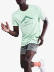 Nike Dri-Fit Trail Logo Erkek Yeşil T-Shirt Nike Dri-Fit Trail Logo Erkek Yeşil T-Shirt