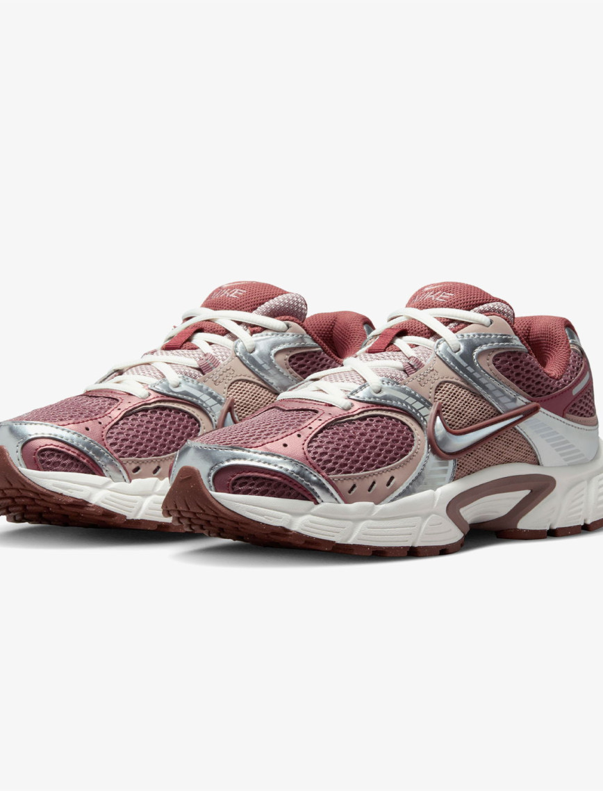 Nike V5 RNR Kadın Kırmızı Spor Ayakkabı Nike V5 RNR Kadın Kırmızı Spor Ayakkabı