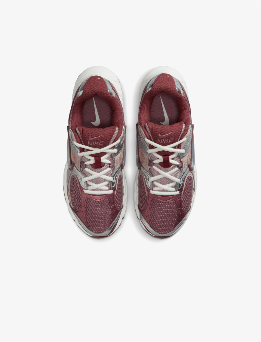 Nike V5 RNR Kadın Kırmızı Spor Ayakkabı Nike V5 RNR Kadın Kırmızı Spor Ayakkabı