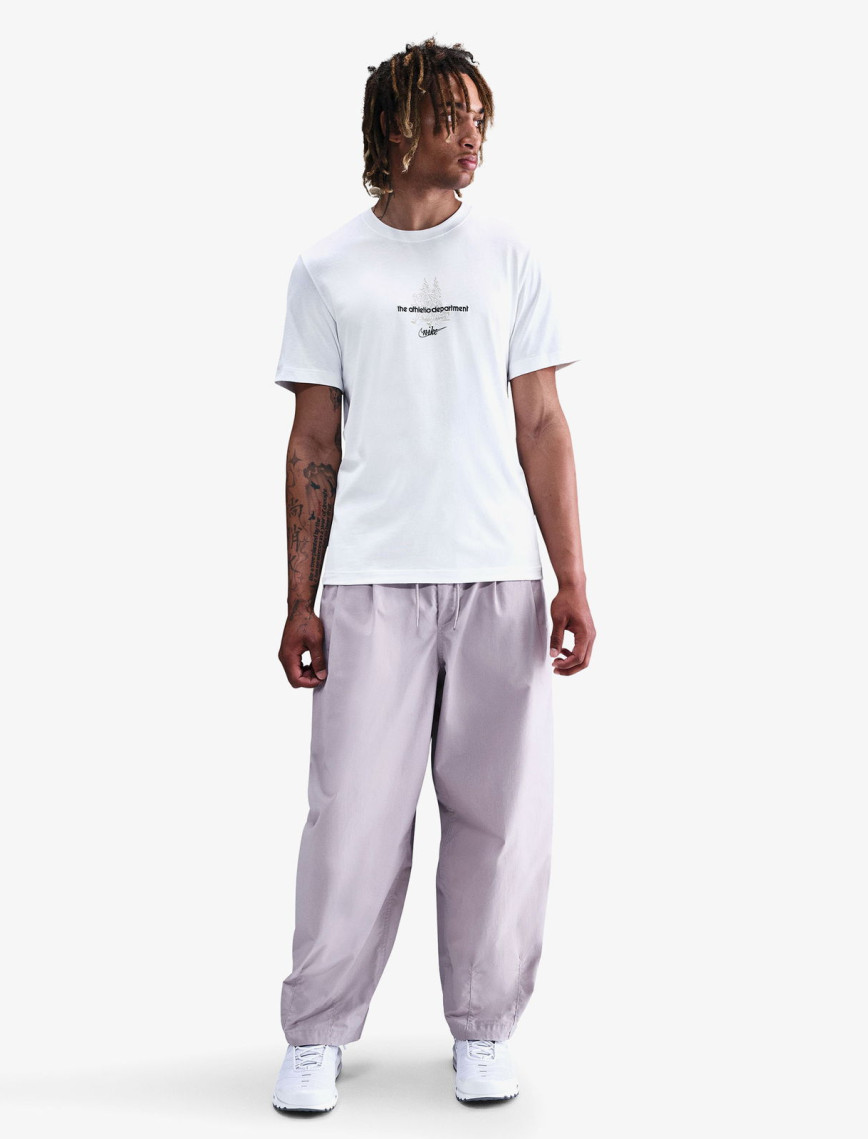 Nike Sportswear Club Erkek Beyaz T-Shirt Nike Sportswear Club Erkek Beyaz T-Shirt