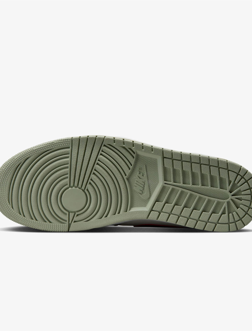 Jordan Air 1 Low Erkek Krem Rengi Spor Ayakkabı Jordan Air 1 Low Erkek Krem Rengi Spor Ayakkabı