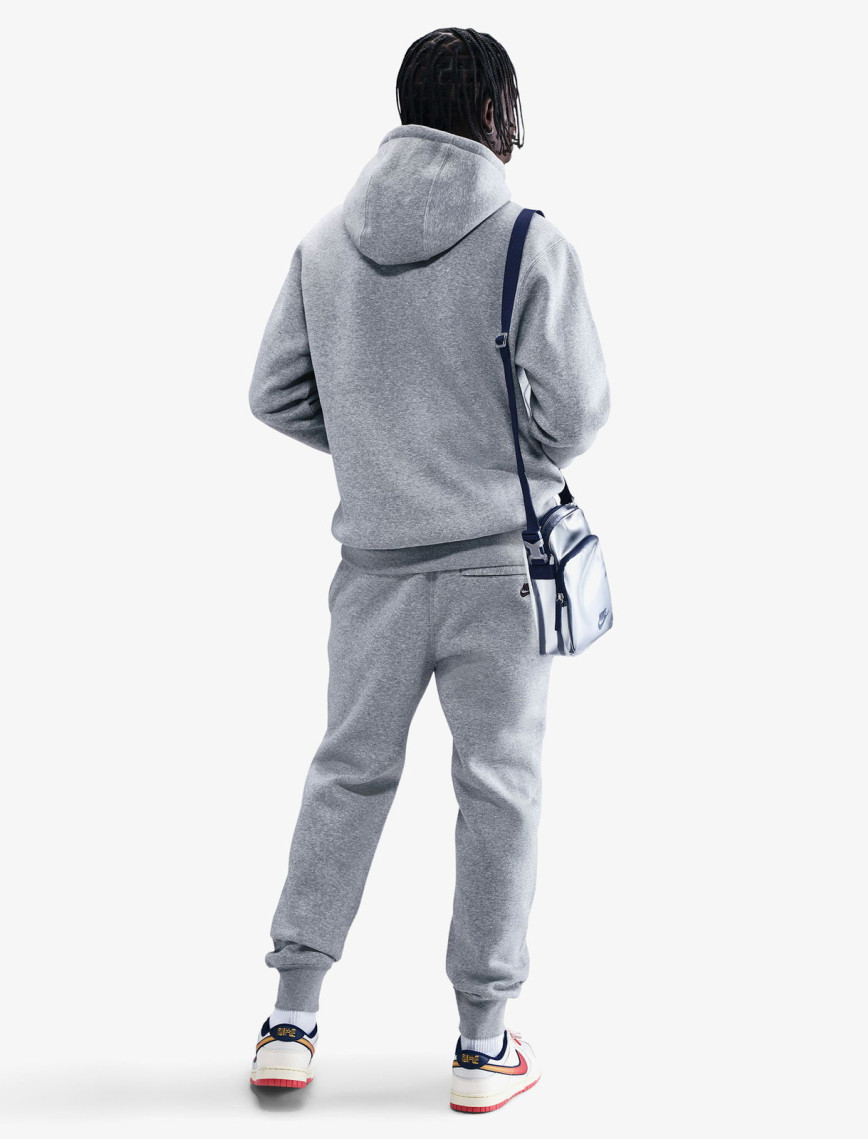 Nike Sportswear Club Neo Varsity Erkek Gri Kapüşonlu Eşofman Üstü Nike Sportswear Club Neo Varsity Erkek Gri Kapüşonlu Eşofman Üstü