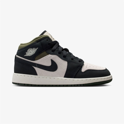 Jordan Air 1 Mid SE Genç Çocuk Siyah Spor Ayakkabı Jordan Air 1 Mid SE Genç Çocuk Siyah Spor Ayakkabı