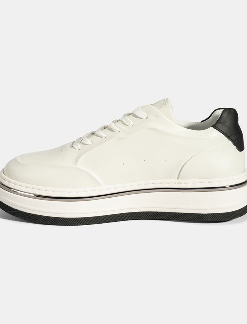 Erkek Beyaz Bağcıklı Deri Spor Ayakkabı Erkek Beyaz Bağcıklı Deri Spor Ayakkabı