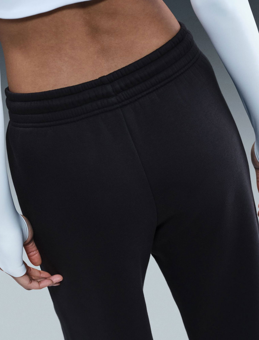 Nike Sportswear Phoenix Fleece Kadın Siyah Eşofman Altı Nike Sportswear Phoenix Fleece Kadın Siyah Eşofman Altı