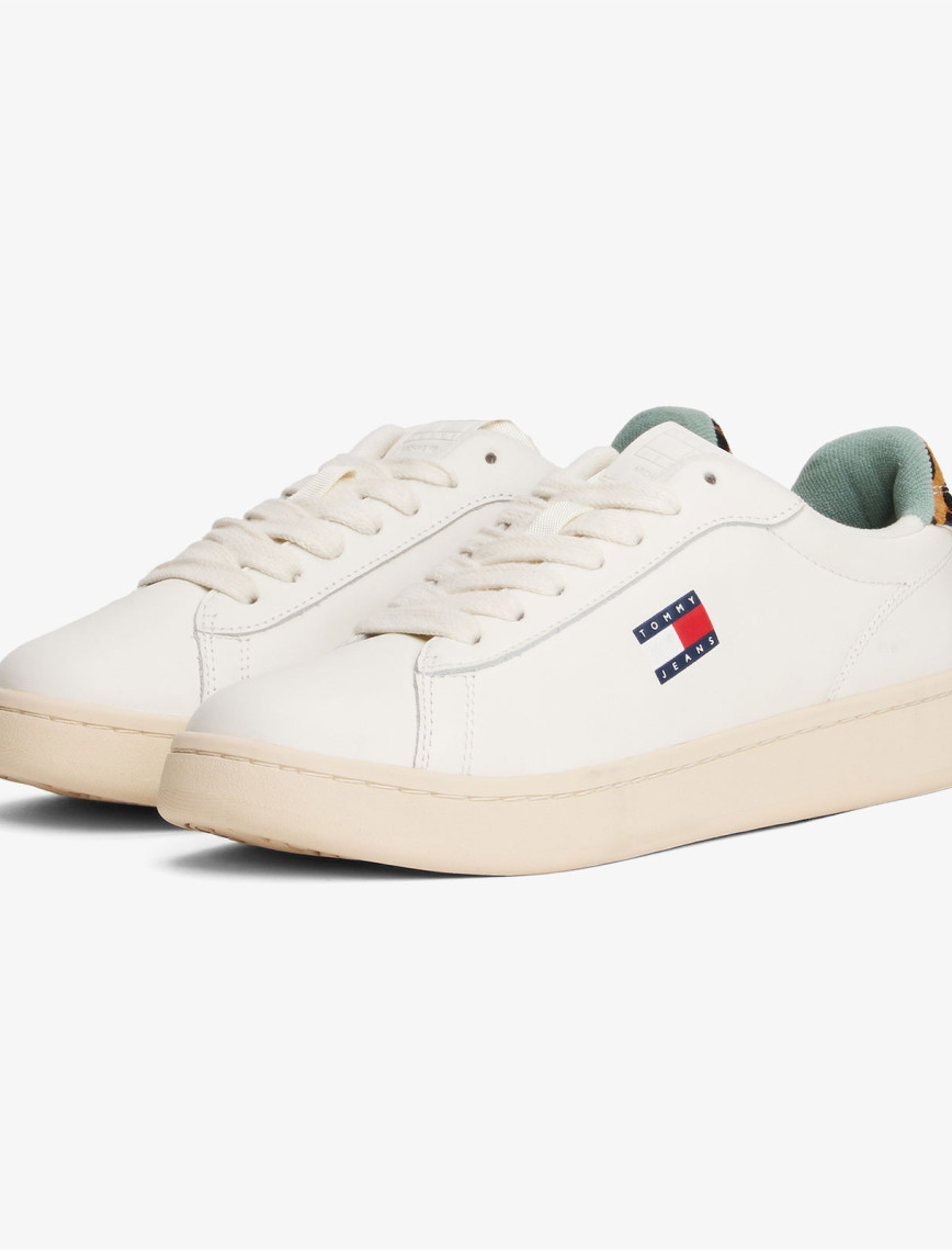 Tommy Hilfiger Archive '98 Leopard Kadın Beyaz Sneaker Tommy Hilfiger Archive '98 Leopard Kadın Beyaz Sneaker