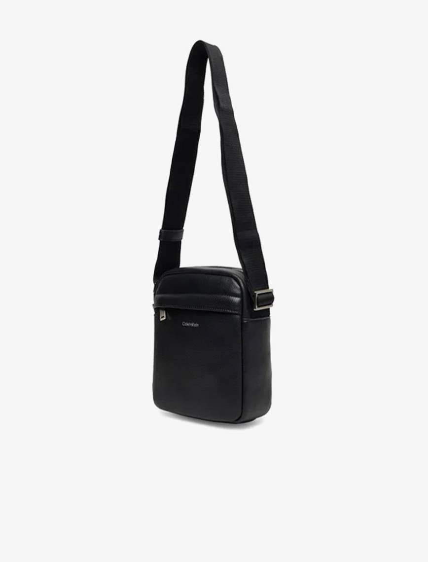Calvin Klein Raised Reporter Erkek Siyah El Çantası Calvin Klein Raised Reporter Erkek Siyah El Çantası
