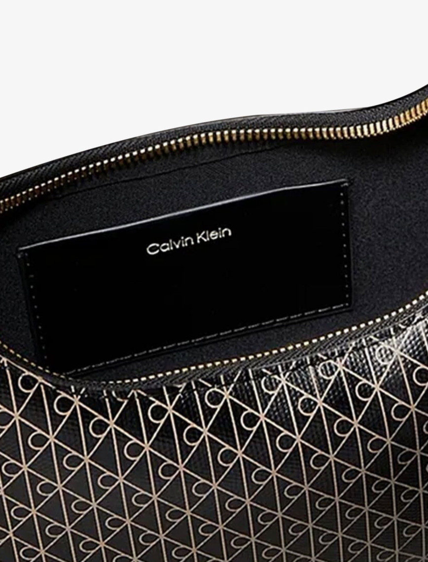 Calvin Klein Emblem Kadın Siyah El Çantası Calvin Klein Emblem Kadın Siyah El Çantası