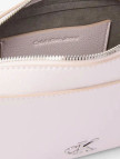 Calvin Klein Minimal Monogram Camera Kadın Mor El Çantası Calvin Klein Minimal Monogram Camera Kadın Mor El Çantası