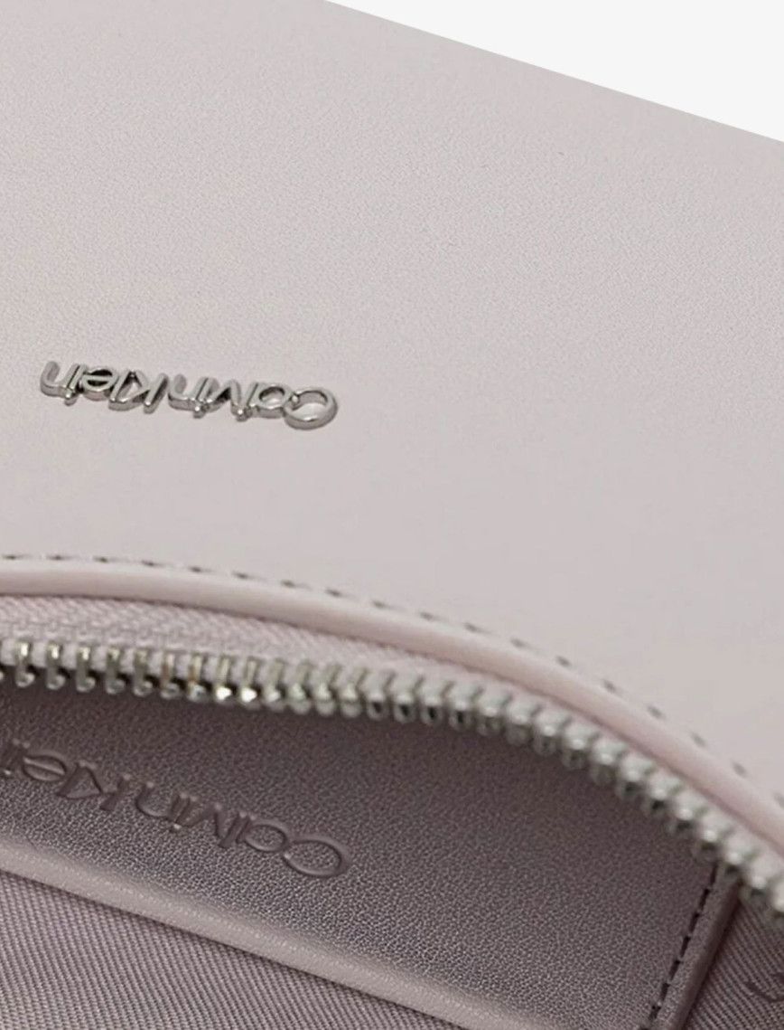 Calvin Klein Must Small Shoulder Kadın Mor El Çantası Calvin Klein Must Small Shoulder Kadın Mor El Çantası