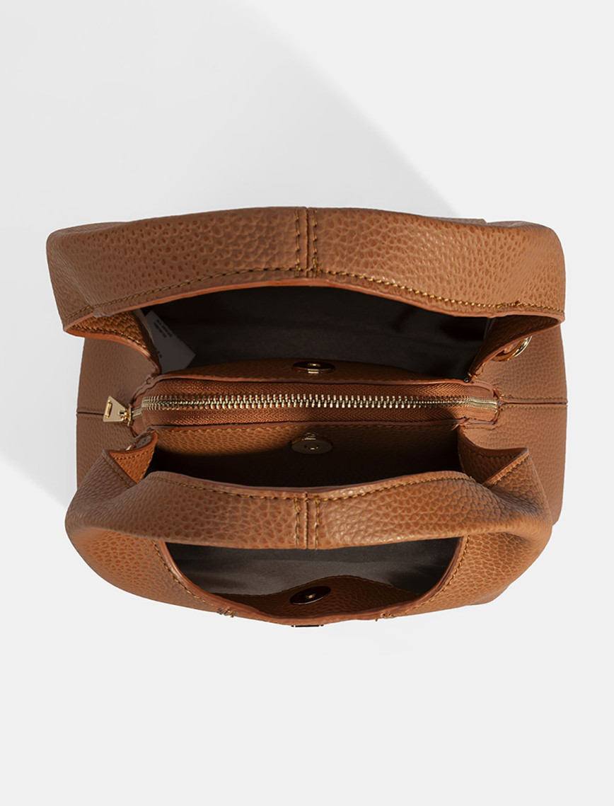 Kadın Taba Omuz Askılı El Çantası Kadın Taba Omuz Askılı El Çantası