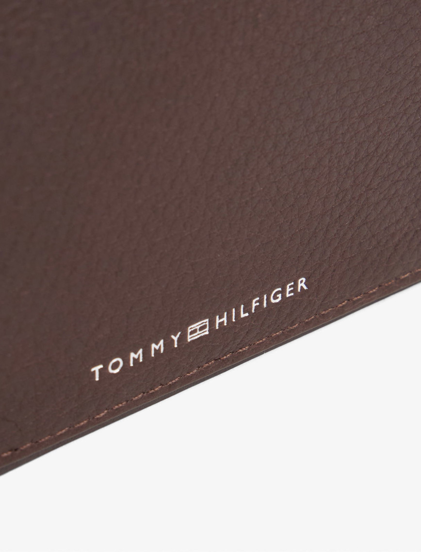 Tommy Hilfiger Corp Mini Erkek Kahverengi Cüzdan Tommy Hilfiger Corp Mini Erkek Kahverengi Cüzdan