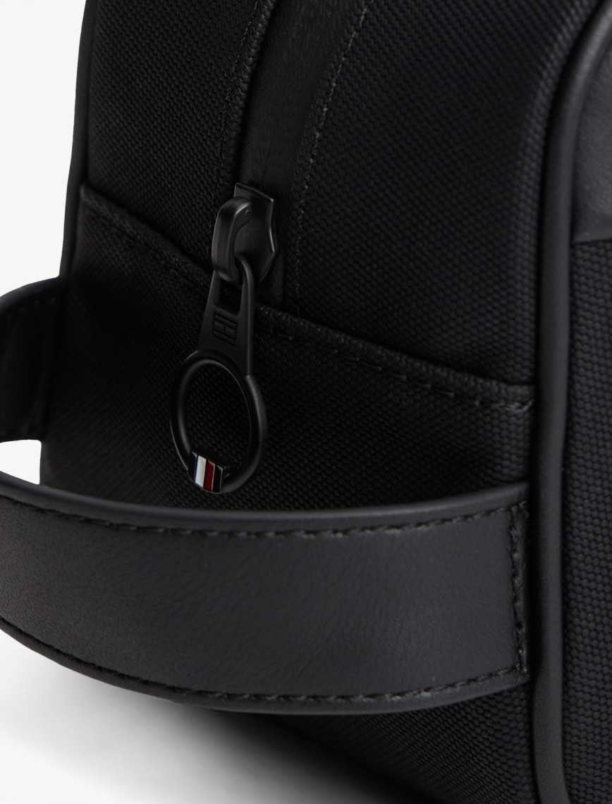 Tommy Hilfiger Foundation Erkek Siyah Tıraş Çantası