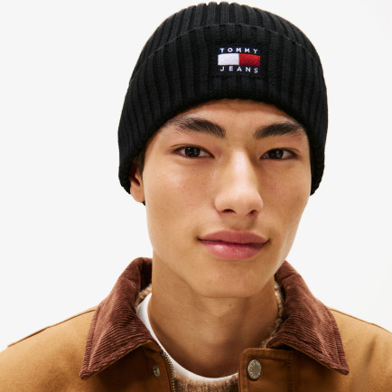 Tommy Jeans Heritage Core Erkek Siyah Bere Tommy Jeans Heritage Core Erkek Siyah Bere