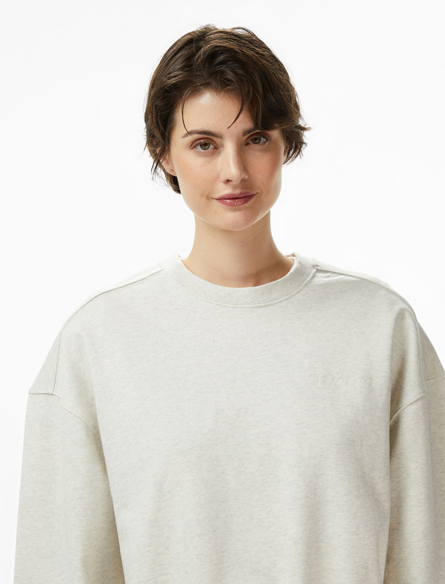 Calvin Klein Logo Emb French Terry Kadın Gri Sweatshirt Calvin Klein Logo Emb French Terry Kadın Gri Sweatshirt